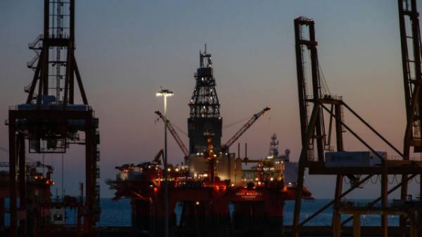 Slovensko vyhlásilo stav ropné nouze