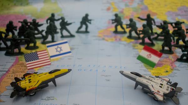 Trump řekl, že USA by se mohly zmocnit íránského ostrova Charg