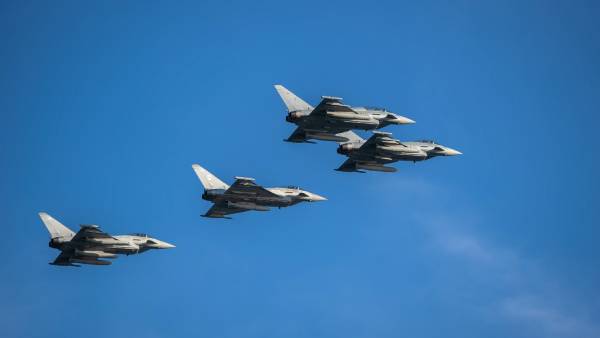 Opozice kritizuje v rozpočtu Česka nízké výdaje na obranu