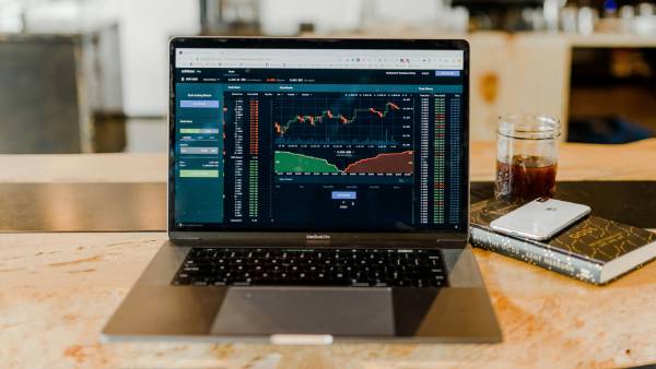 Japonský index Nikkei 225 zaznamenal rekordní růst