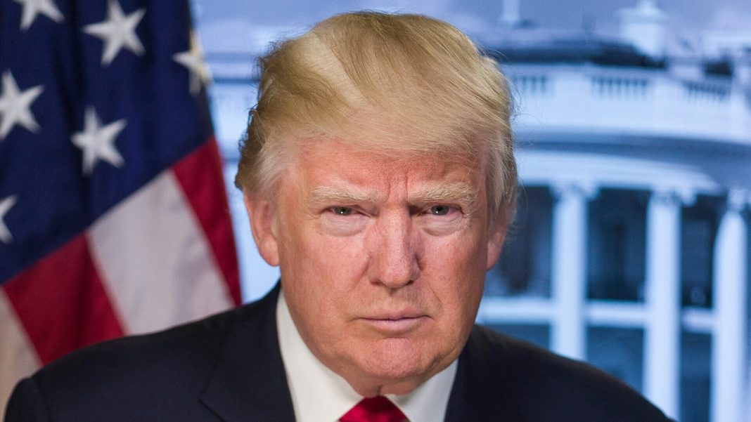 Obchodní válka na obzoru Trump hrozí stoprocentními cly kvůli digitální dani.