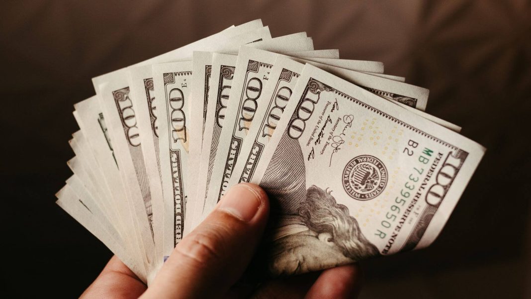 Konec miliardového spojenectví. Buffett odstřihl Gatesovu nadaci kvůli jeho vazbám na Epsteina