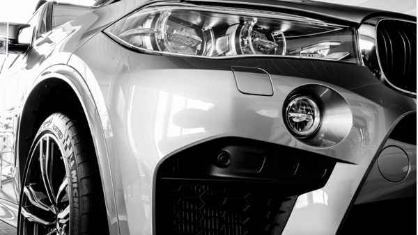 BMW výrazně snížilo čtvrtletní zisk. Největší problémy přináší čínský trh