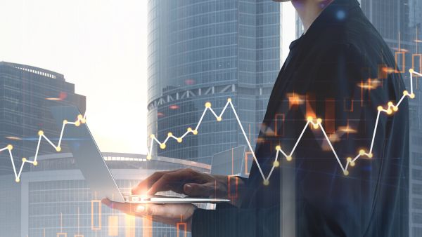 Senát podpořil širší možnosti investičních fondů při správě úvěrů