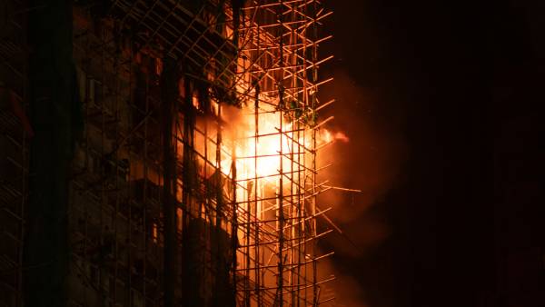 Živelní škody klesly podle statistik českých pojišťoven o desítky procent, pustošily hlavně kroupy a požáry