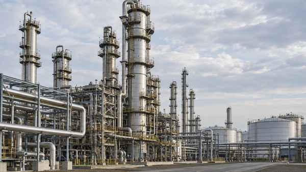 Orlen Unipetrol zpochybňuje novou daň z rafinérských marží, varuje před dopadem na investice
