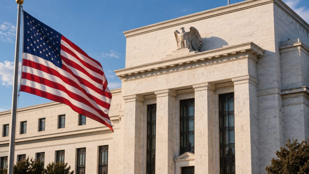 Boj s inflací pokračuje: Fed zvedl základní sazbu do pásma 3,75 až 4,00 %